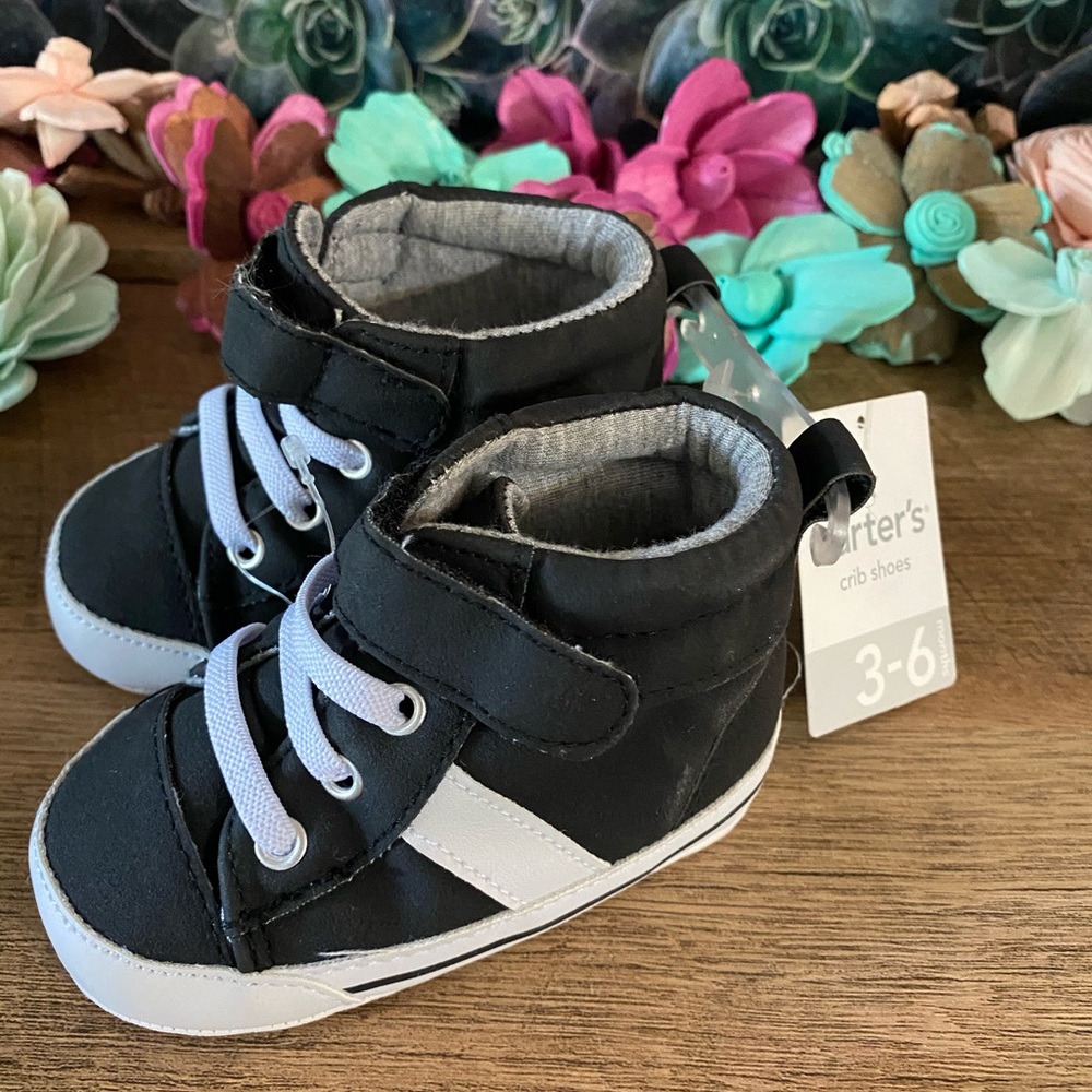 Baby tennis shoes. 3-6 months. NWT